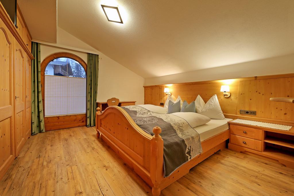 Landhaus & Apartment Taxach Ried im Zillertal Buitenkant foto