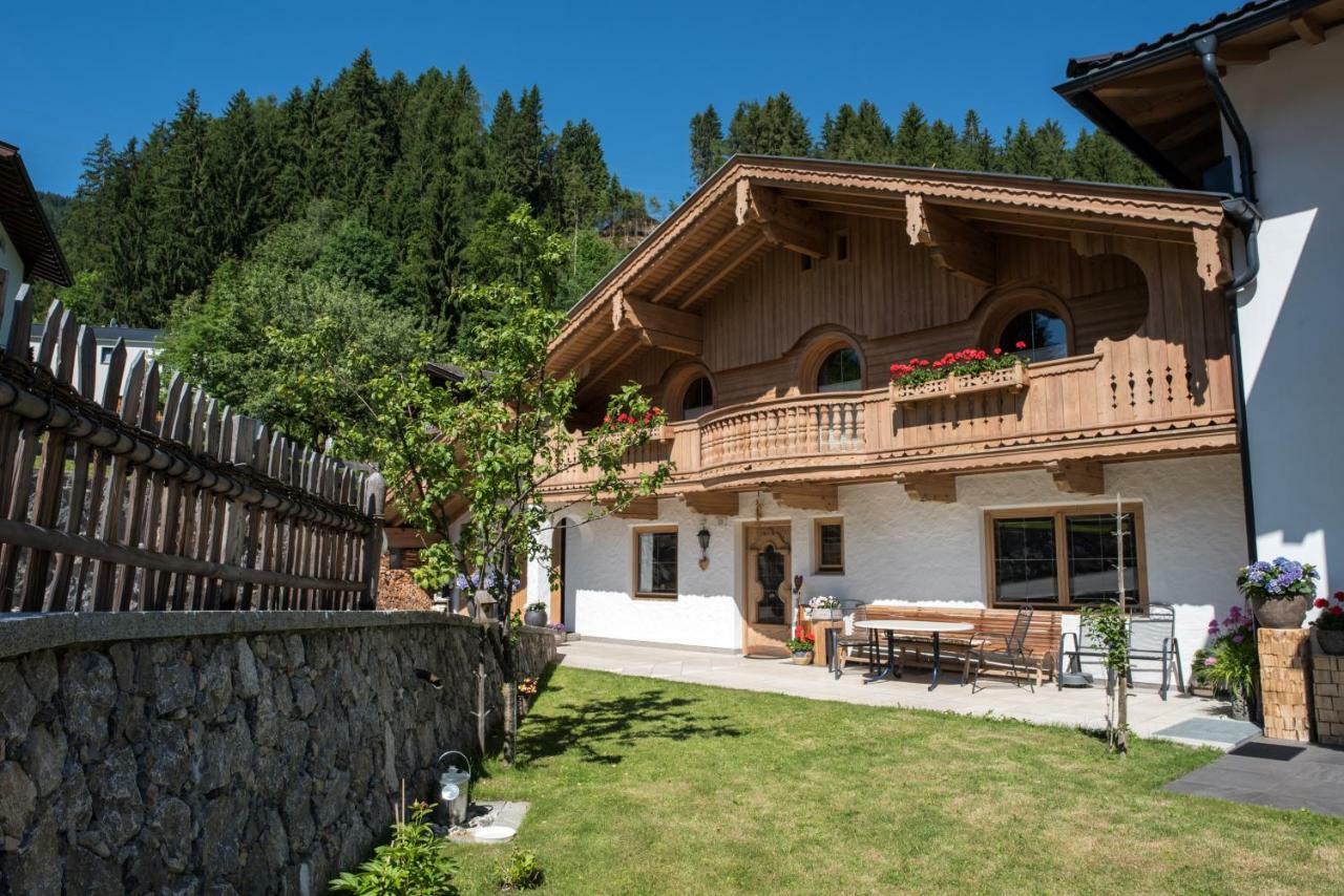 Landhaus & Apartment Taxach Ried im Zillertal Buitenkant foto