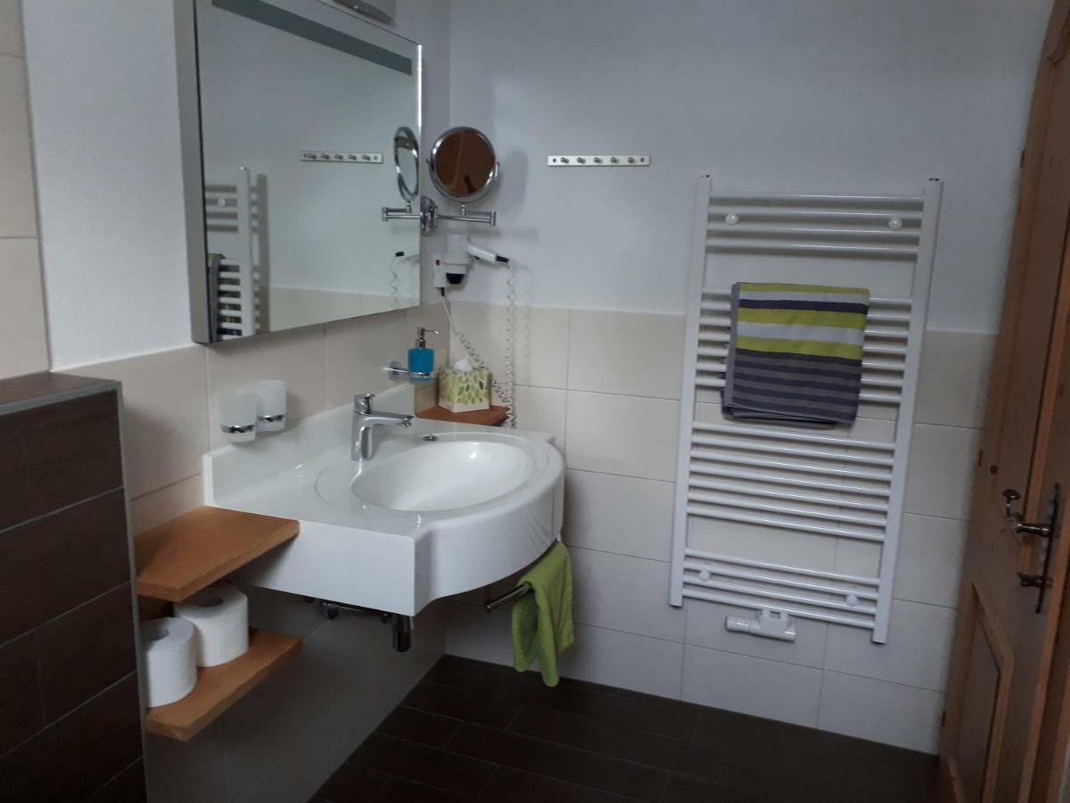 Landhaus & Apartment Taxach Ried im Zillertal Buitenkant foto